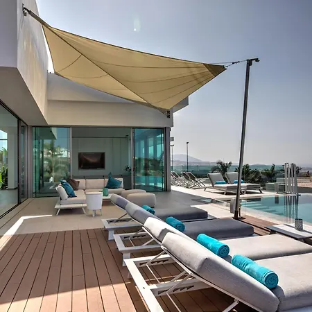 Christal Pool & Sea View Villa *